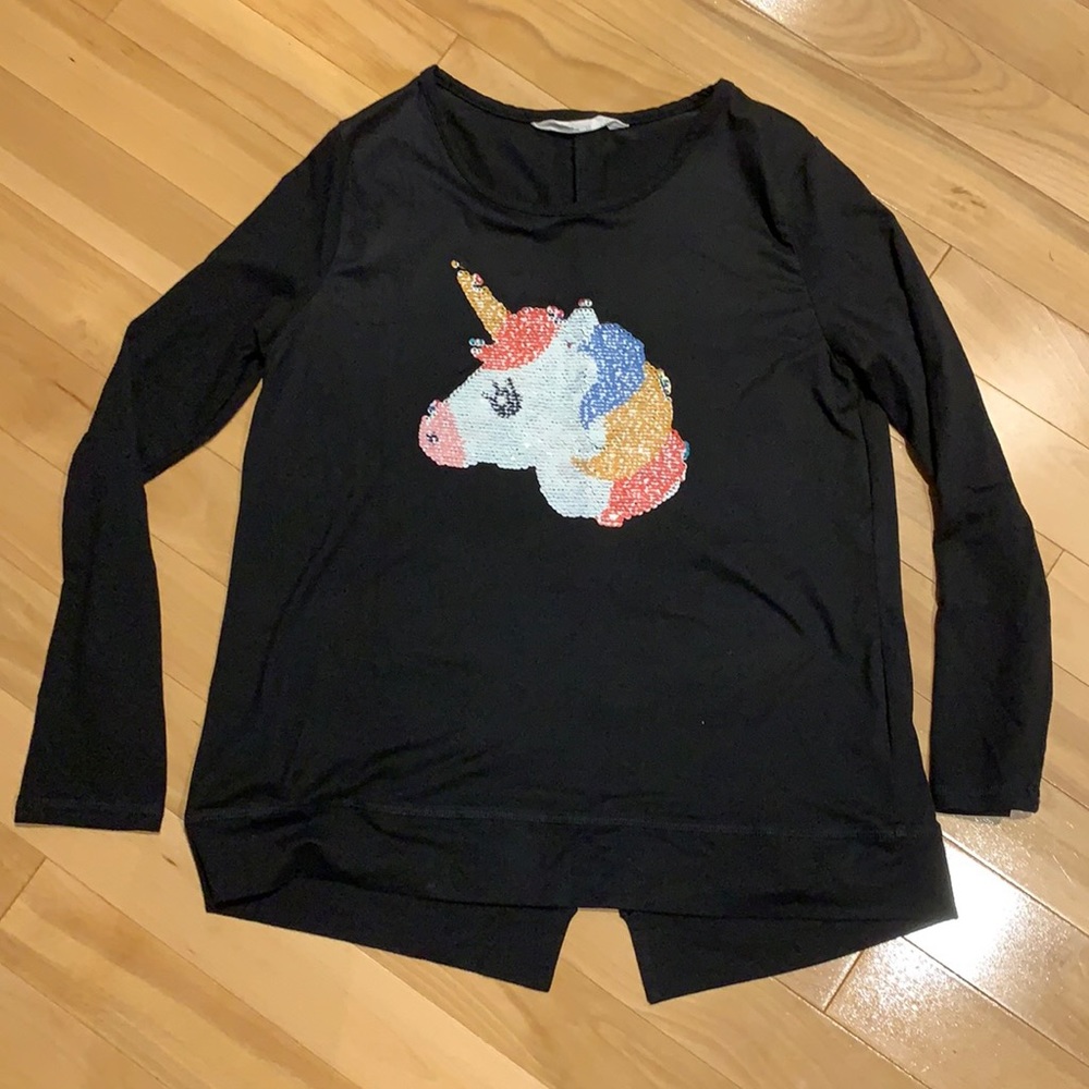 EUC Urban Kids Black long sleeve Flip Sequins- size 14